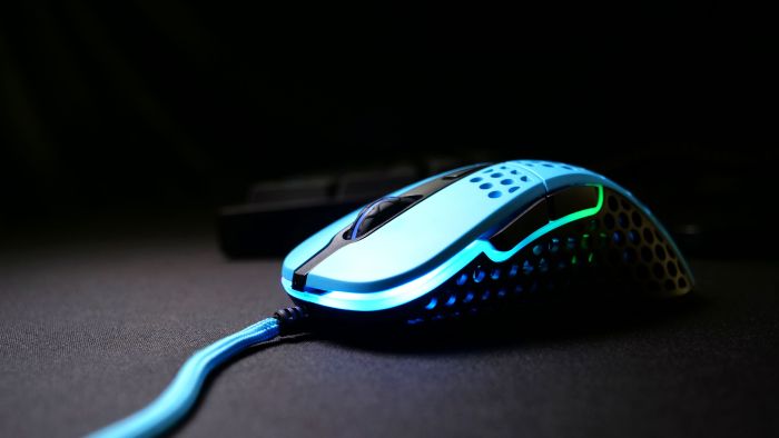 Mouse Xtrfy M4, USB-A, RGB, Miami Blue