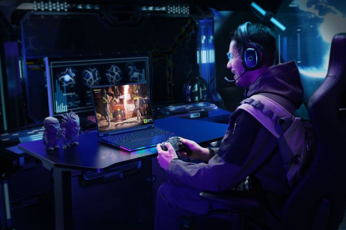 Ноутбук Acer Predator Helios 16 PH16-73 16" OLED, Intel U9-275HX, 32GB, F1TB, NVD5070Ti-12, Lin, черный