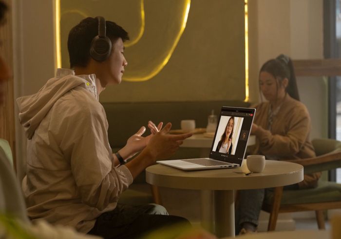 Ноутбук HP OmniBook 7 14-fr0005ua 14" WUXGA IPS, Intel U5-225U, 16GB, F512GB, UMA, Win11P, сріблястий