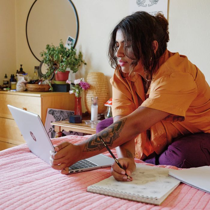 Ноутбук HP 15-fc0313ua 15.6" FHD IPS AG, AMD R7-7730U, 32GB, F1TB, UMA, DOS, сріблястий