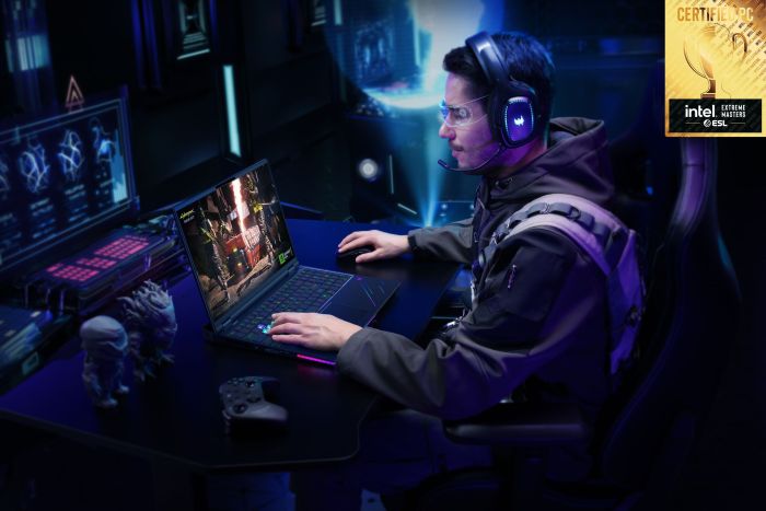 Ноутбук Acer Predator Helios 16 PH16-73 16" OLED, Intel U9-275HX, 64GB, F2TB, NVD5090-24, Win11P, черный