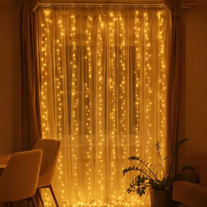Новорічна гірлянда кімнатна штора роса Хвойна лапа 3х3 м 600 LED Жовте світло D600LED3MY